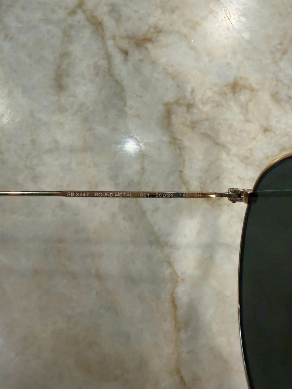Ray-Ban timeless ray